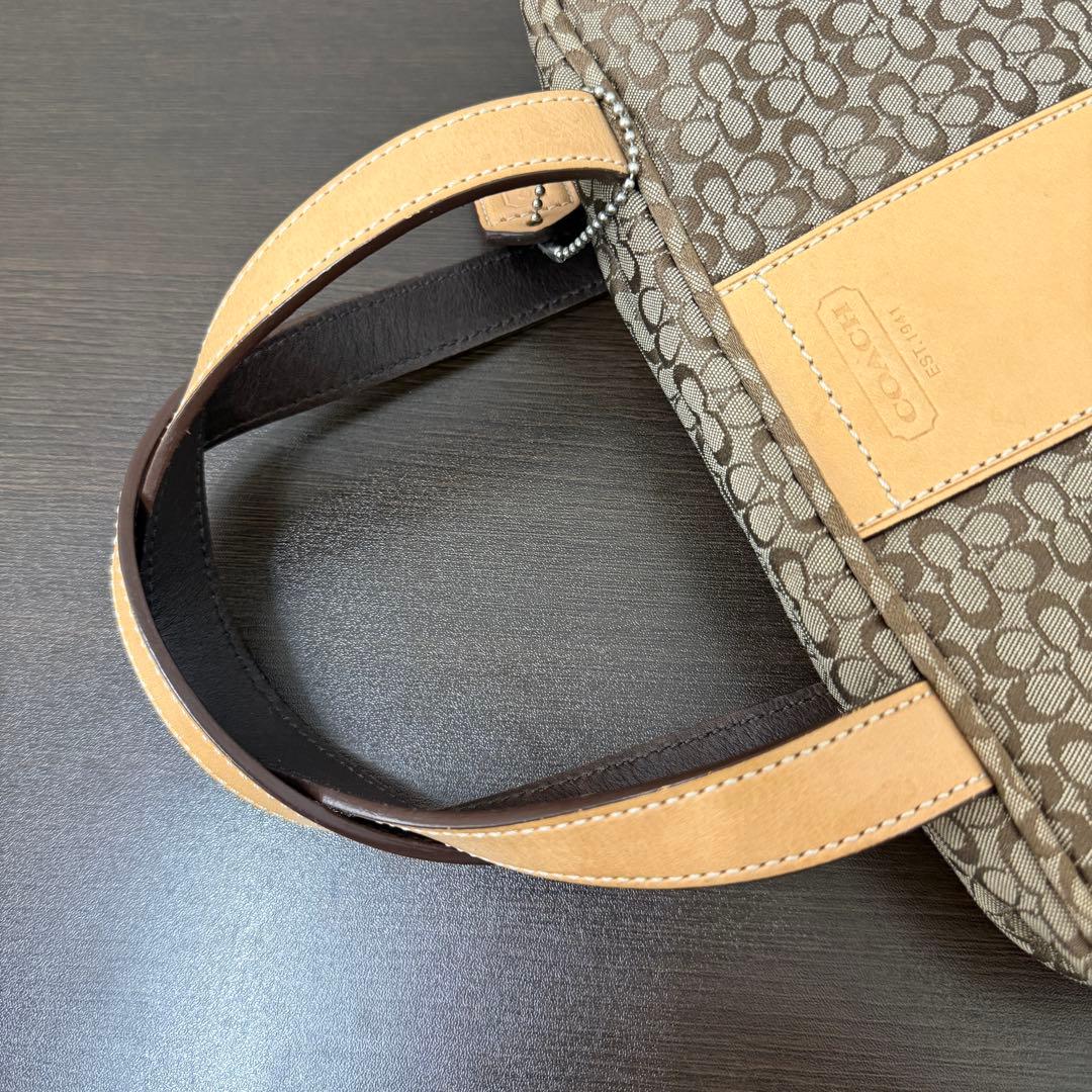 COACH ミニシグネチャー ハンドバッグ トラベルにも！！