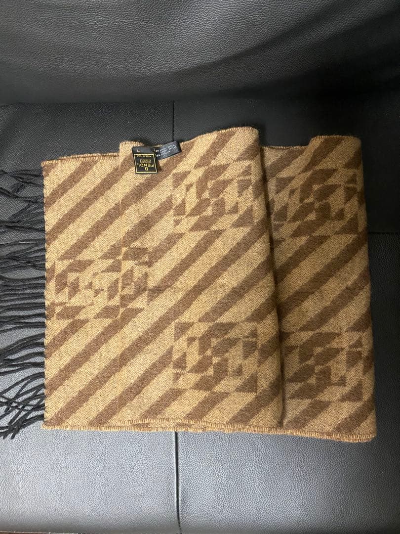 専用‼️フェンディ　ブラウンとベージュのストライプマフラー