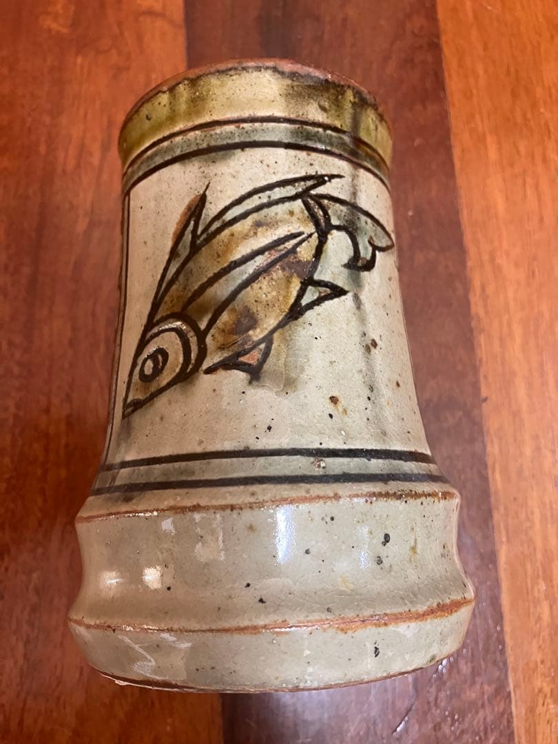 琉球　沖縄　壺屋焼　宮城智作　魚紋箸立て　花器　（金城次郎　宮城須美子）やちむん