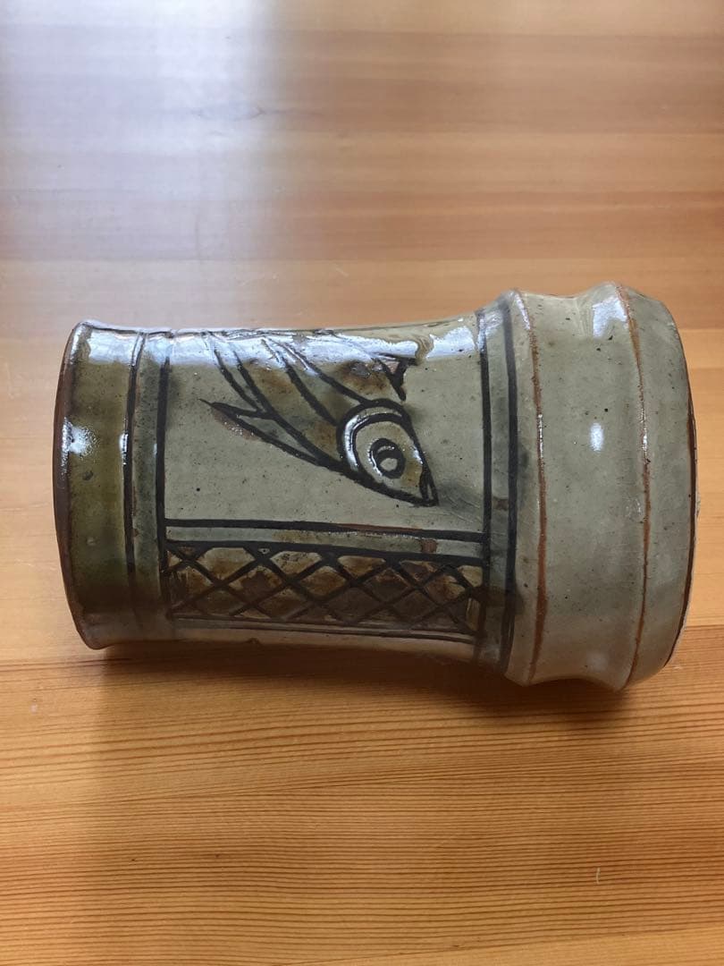 琉球　沖縄　壺屋焼　宮城智作　魚紋箸立て　花器　（金城次郎　宮城須美子）やちむん
