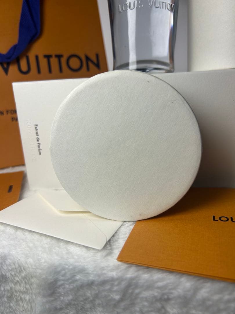 こ*ね様 ルイヴィトン シンフォニー LV SYMPHONY 100ml 香水新