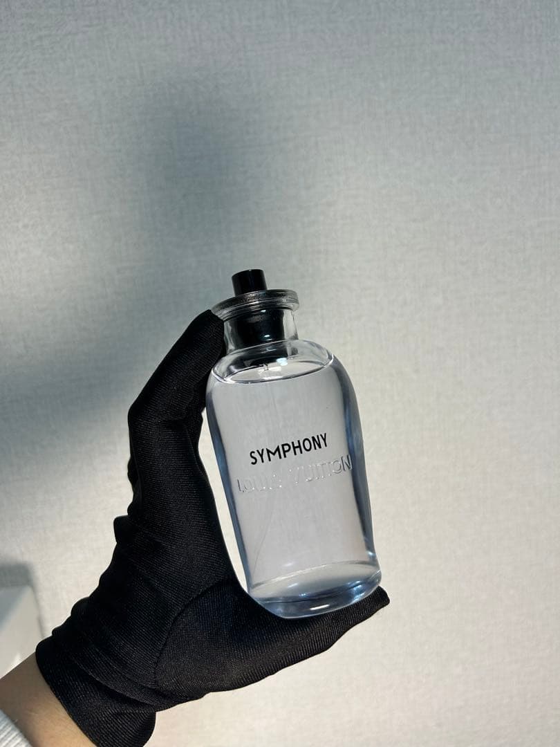 こ*ね様 ルイヴィトン シンフォニー LV SYMPHONY 100ml 香水新