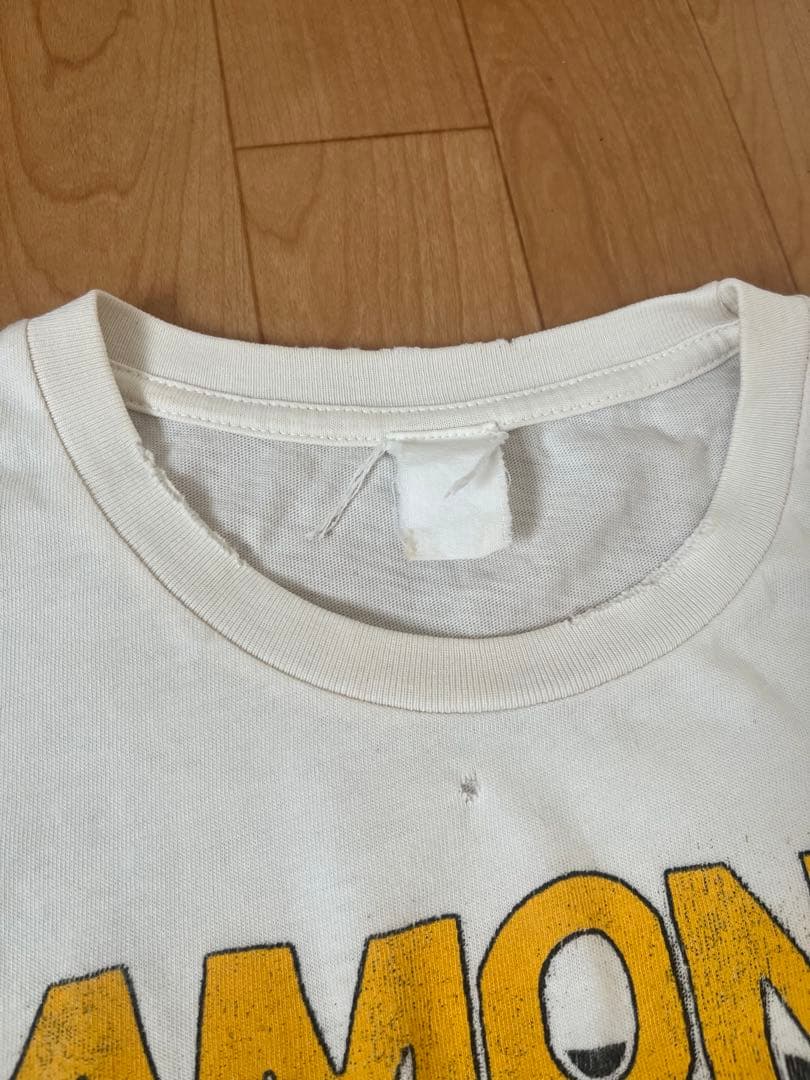 L’Appartement. RAMONESロックTシャツ