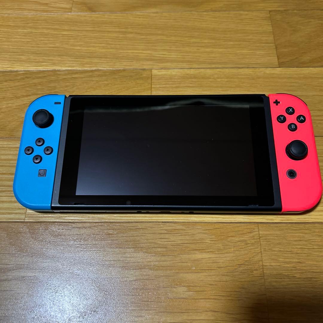 Nintendo Switch 本体のみ　　マリオケース付き