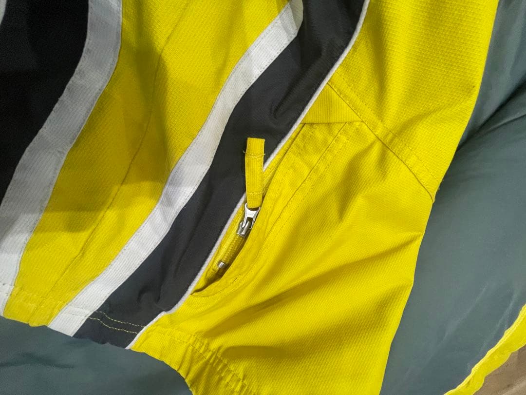 DESCENTE スキーウェア　上下　160㎝