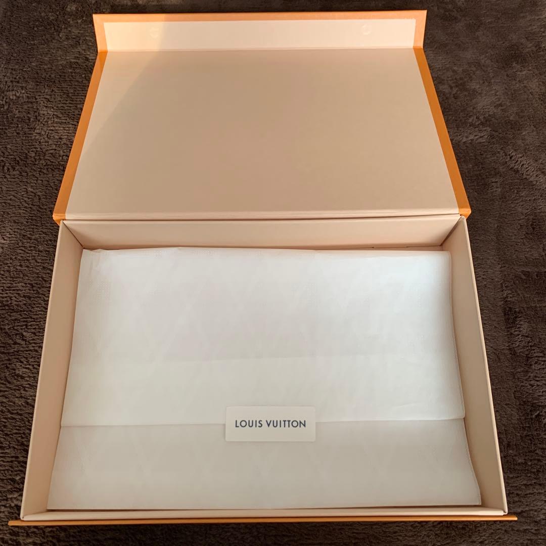 【美品】Louis Vuitton ベージュ ストール