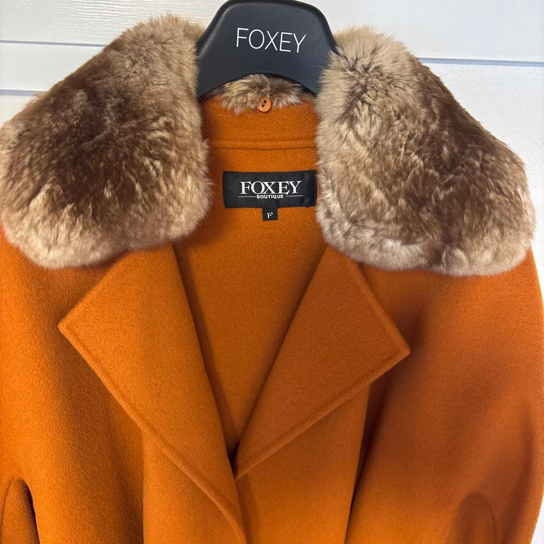 FOXEY BOUTIQUE チンチラ付きカシミヤ100%ロングコート