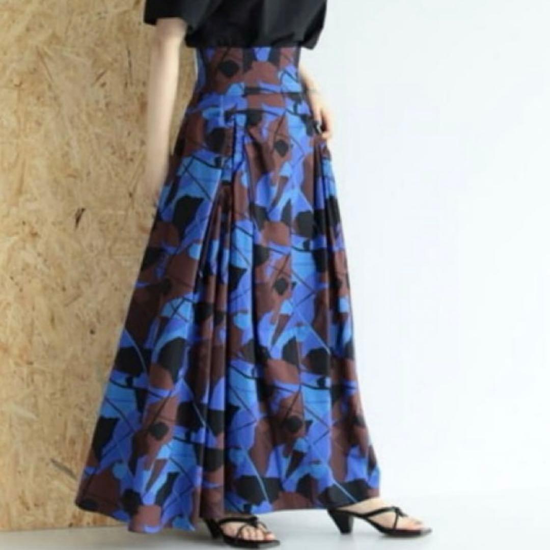 定価1.9万【Ray BEAMS 】ロングフレアスカート　M マキシ丈　青　総柄