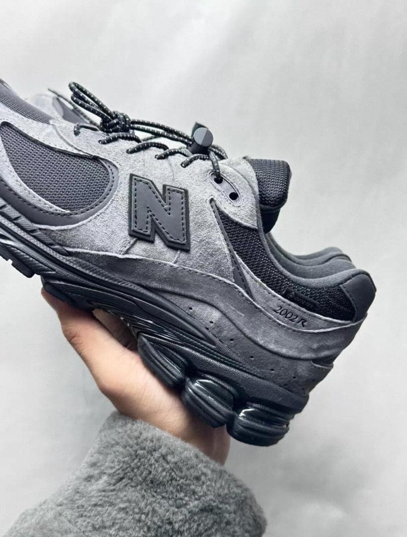 JJJJound X New Balance 2002R GTX はいくろ