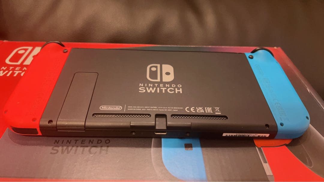 Nintendo Switch 赤/青 本体、あつまれどうぶつの森付