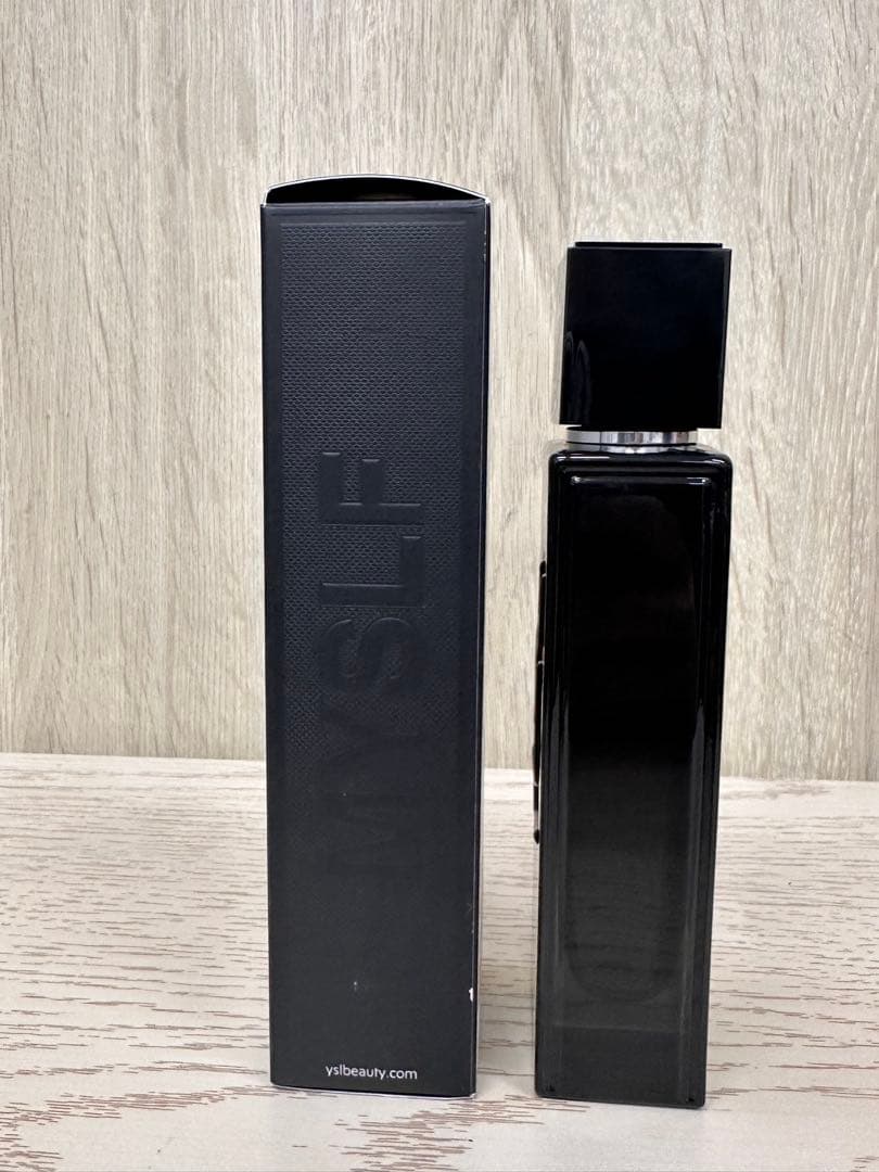 イヴ・サンローランメンズフレグランス「MYSLF オーデパルファム」　60ml