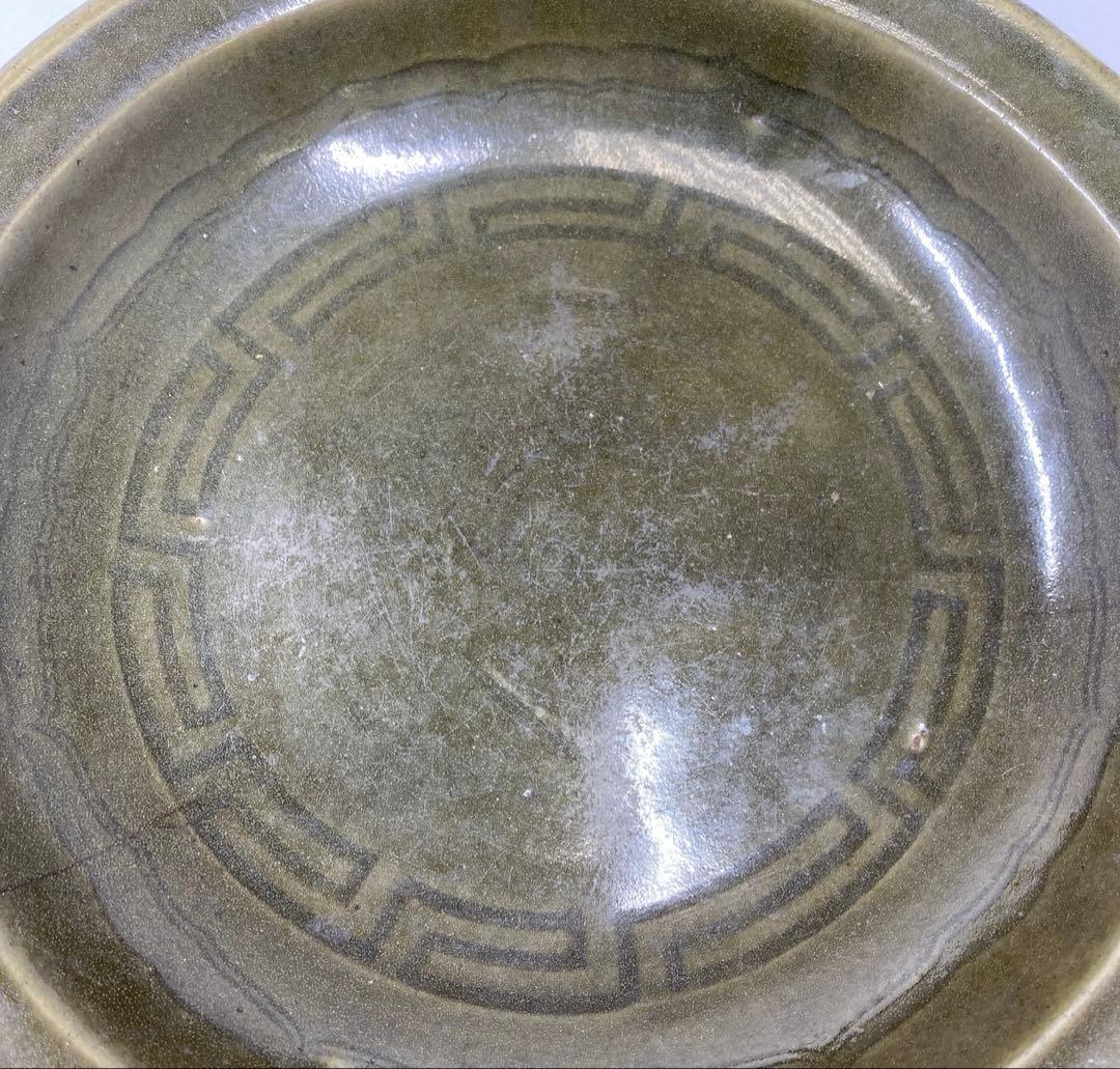 中国明時代　天竜寺青磁大皿　タトヒサ　直径31㎝　東里7-0404②