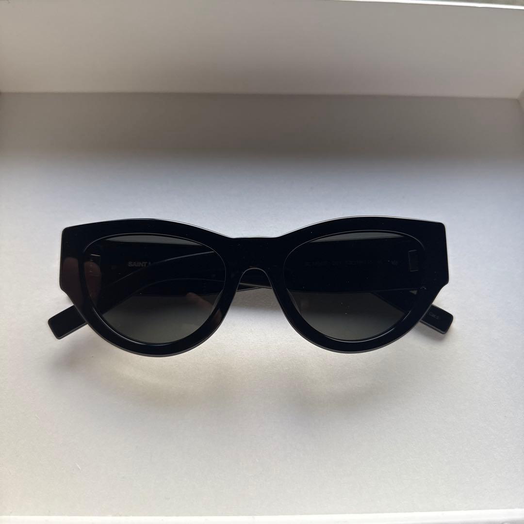 YVES SAINT LAURENTサングラス SL M94