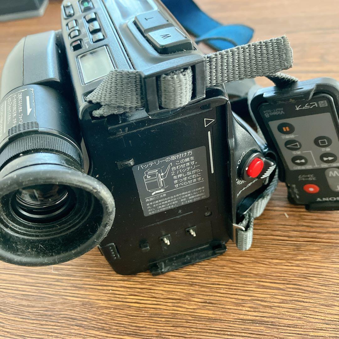 ソニー　ハンディカム　CCD-TR705 8ミリビデオカメラ