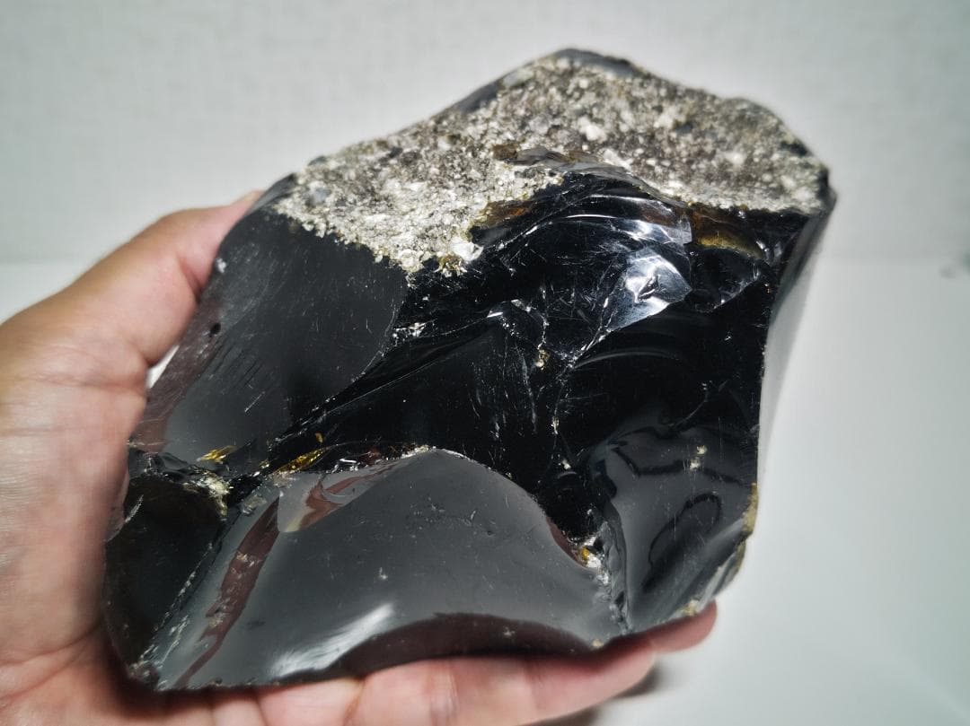 黒曜石 1.8kg オブシディアン 原石 鑑賞石 自然石 誕生石 鉱物 鉱石