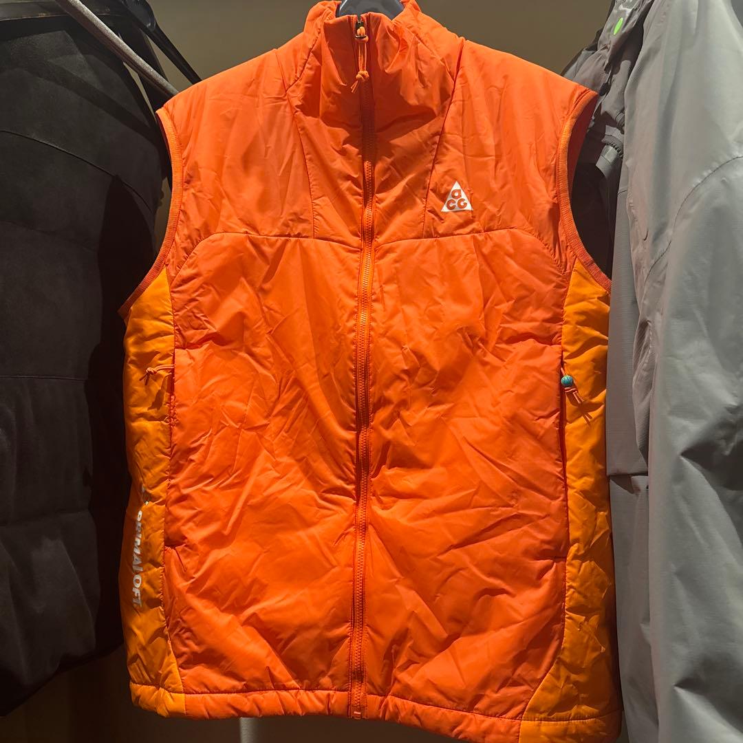 nike acgベスト