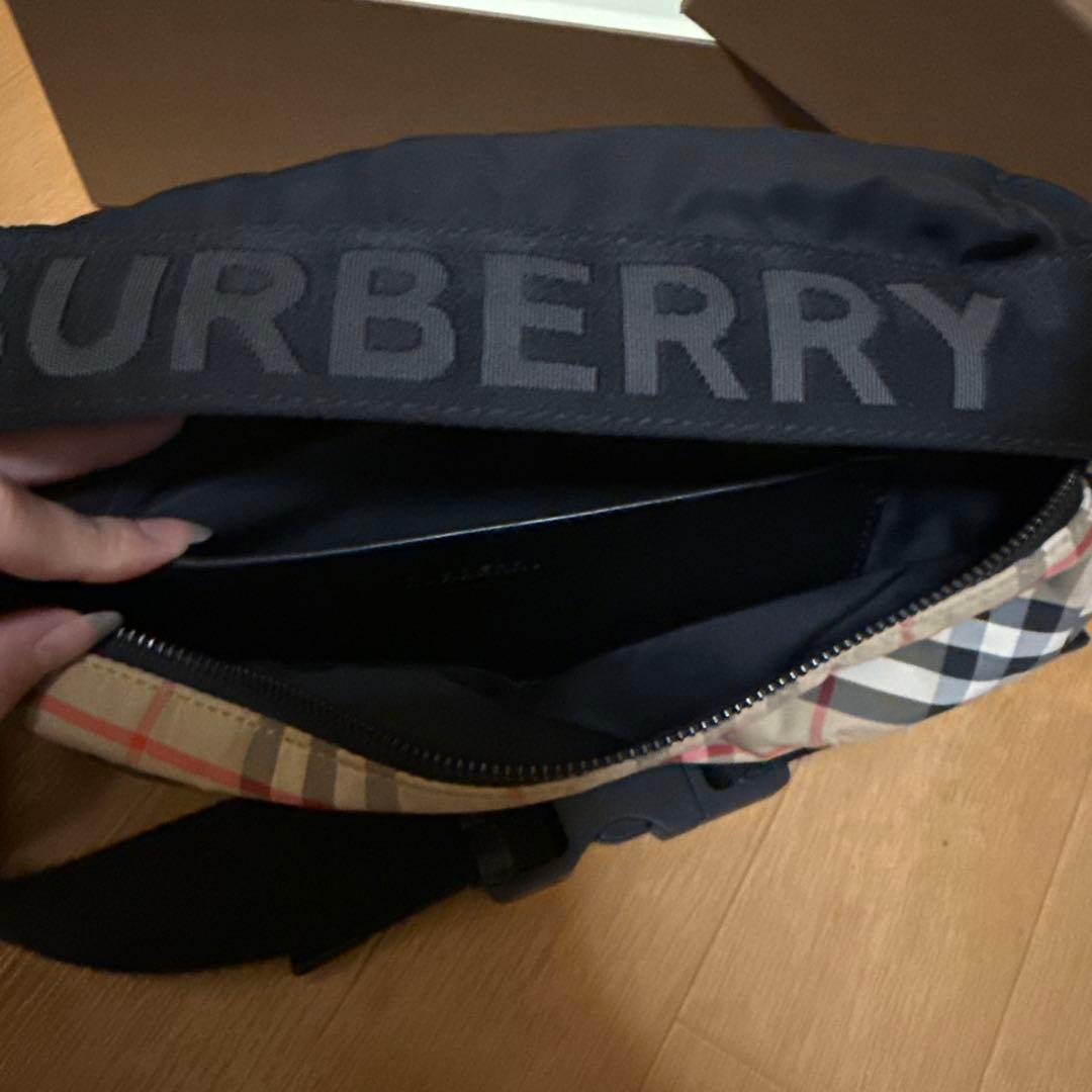 BURBERRY チェック柄 ボディバッグ