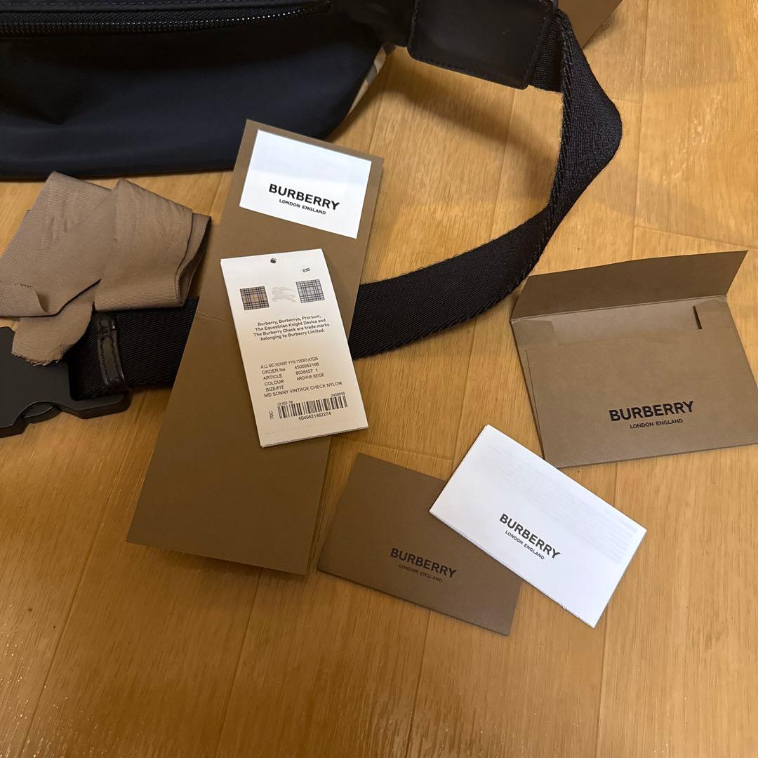 BURBERRY チェック柄 ボディバッグ