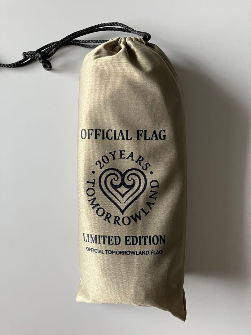 限定：EDMフェス TOMORROWLAND FLAG（20周年限定公式フラッグ