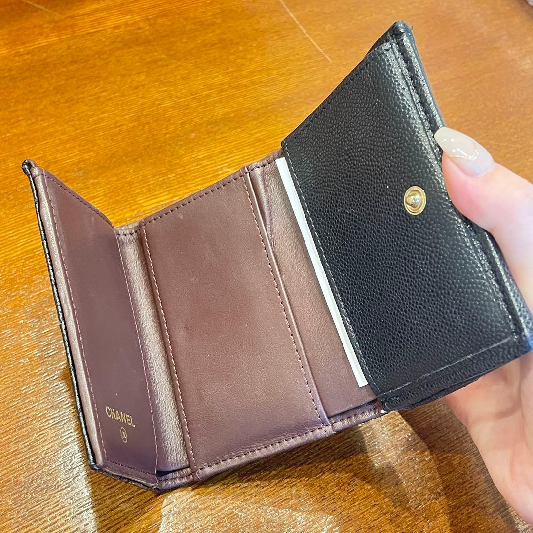 シャネル（CHANEL）クラシックスモールウォレット　28R2512