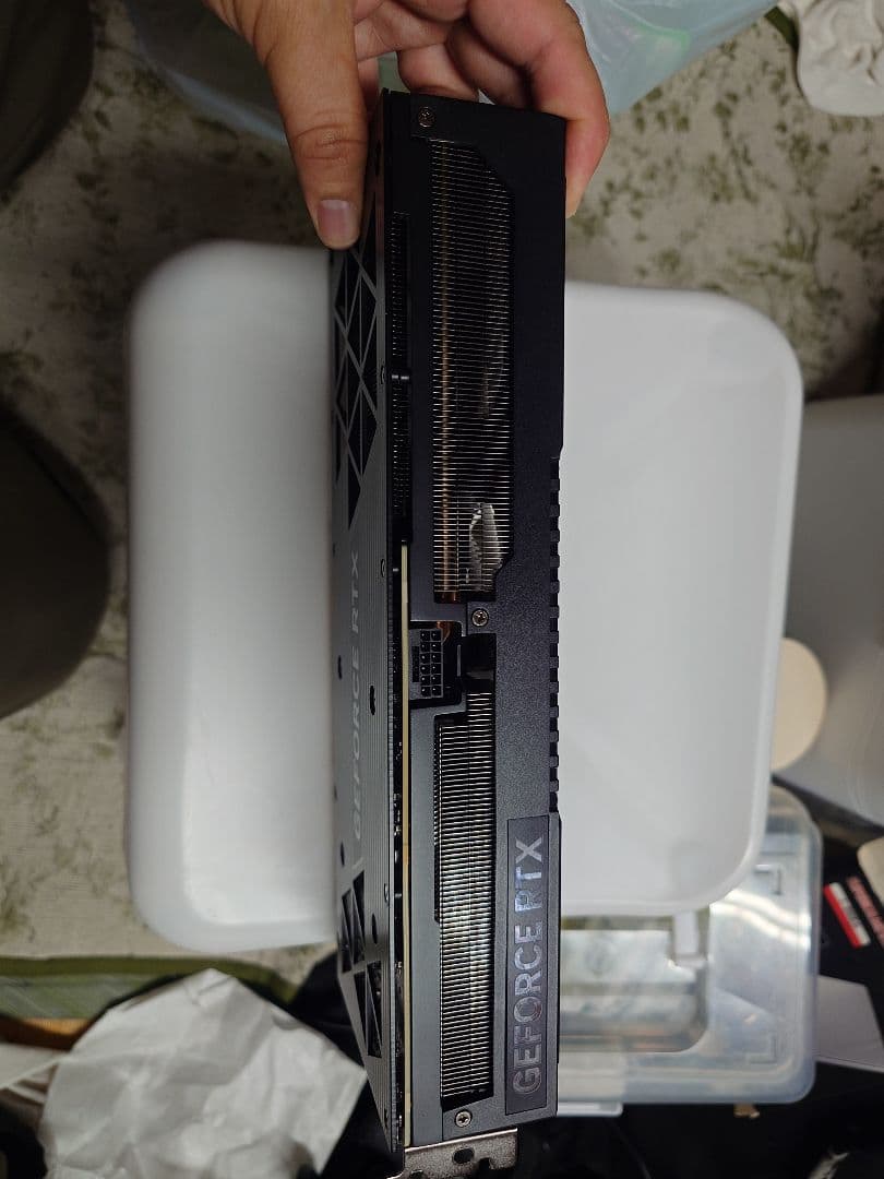 E*G様 【動作確認済】GeForce RTX 4070ti 12GB