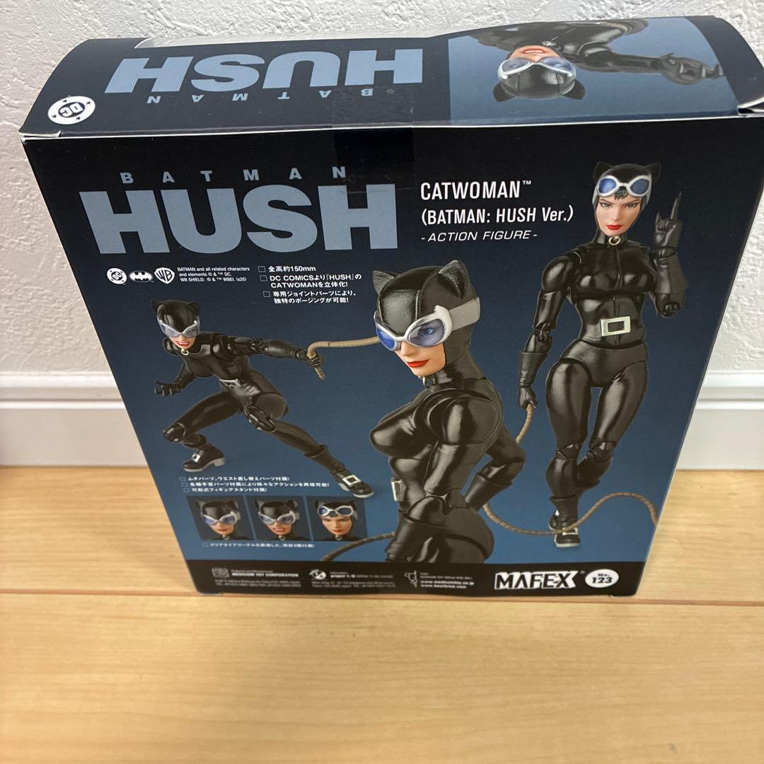 新品未開封MAFEX キャットウーマン マフェックス　　　CATWOMAN