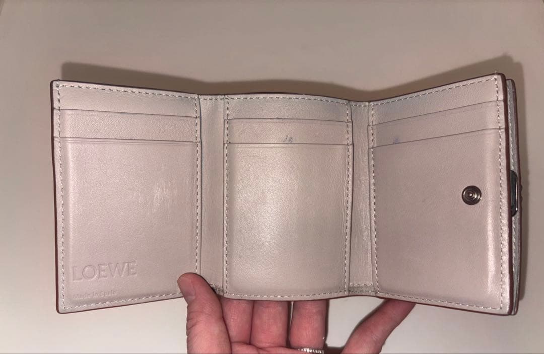 【最終お値下げ】LOEWE 三つ折り財布