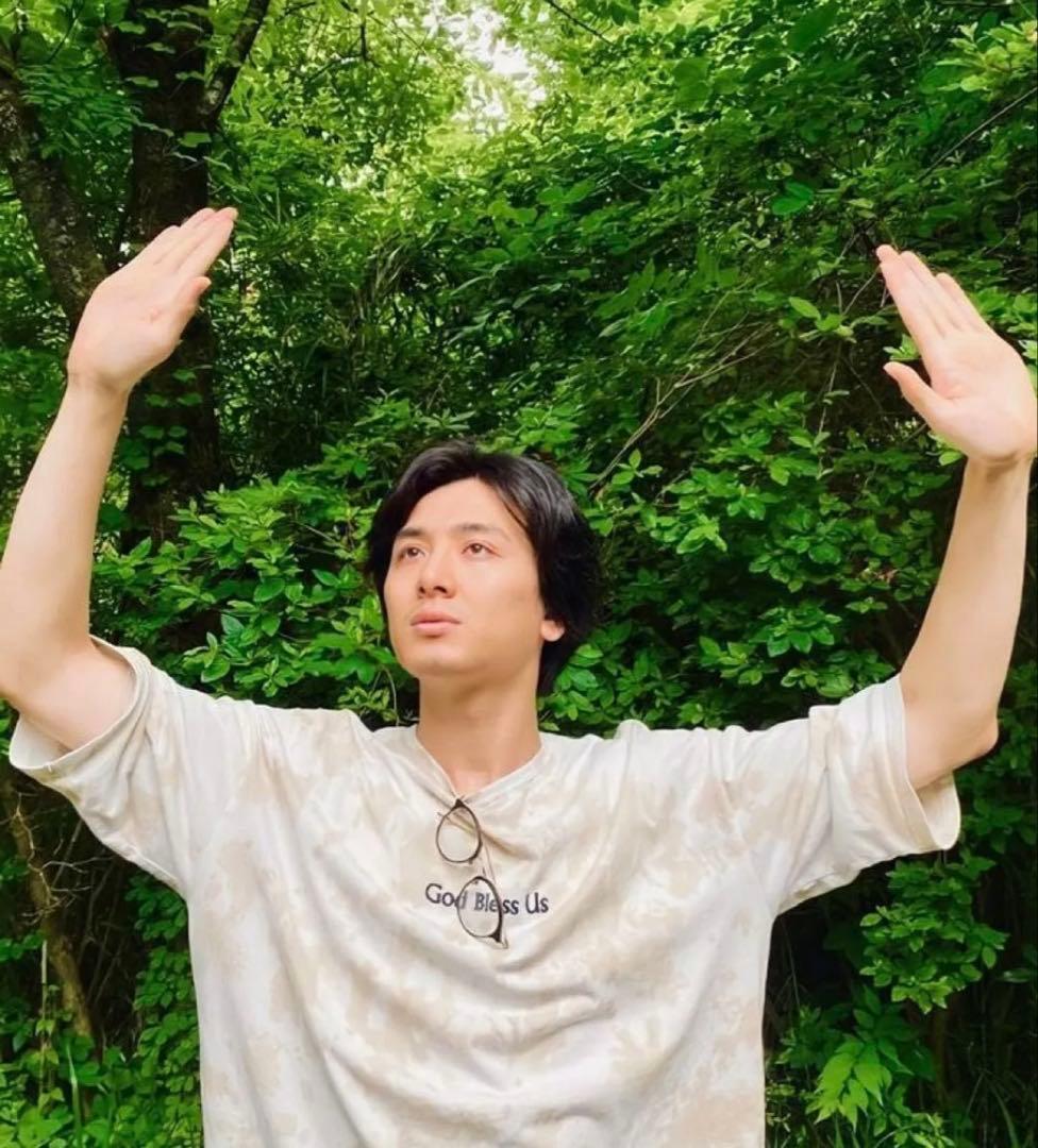 まる　藤井風　Tシャツ　コーヒーフロート柄　God Bless Us