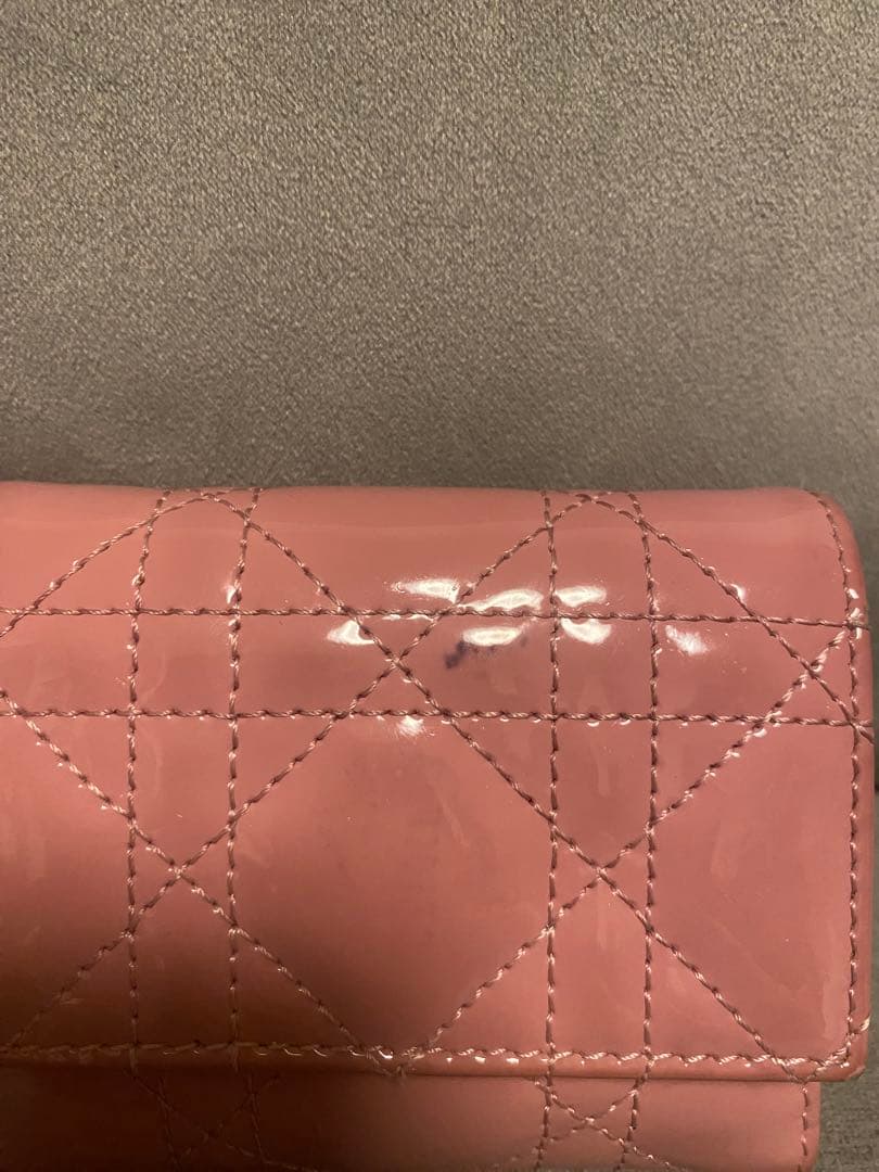 Dior キルティングレザー三つ折り財布