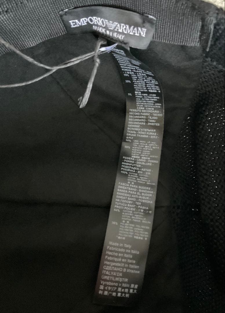 EMPORIO ARMANIエンポリオアルマーニ キャップ 黒 新品 未使用