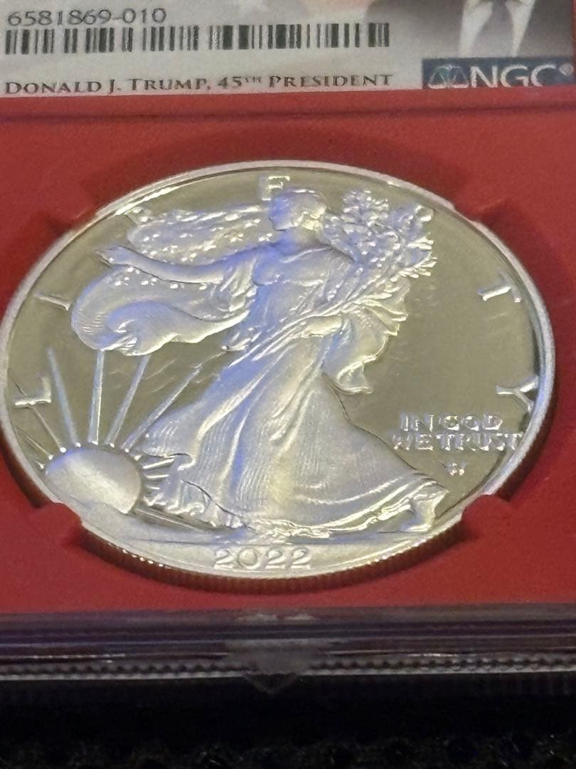 アメリカンシルバーイーグル Dトランプラベル1oz銀貨PR70UC