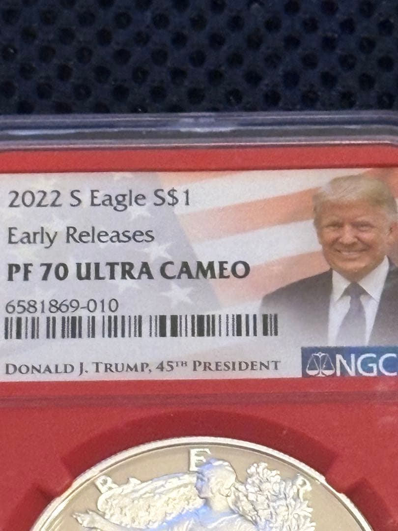 アメリカンシルバーイーグル Dトランプラベル1oz銀貨PR70UC