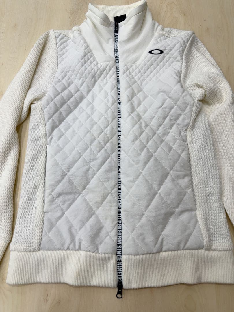 【美品 】OAKLEY ホワイト キルティングジャケット