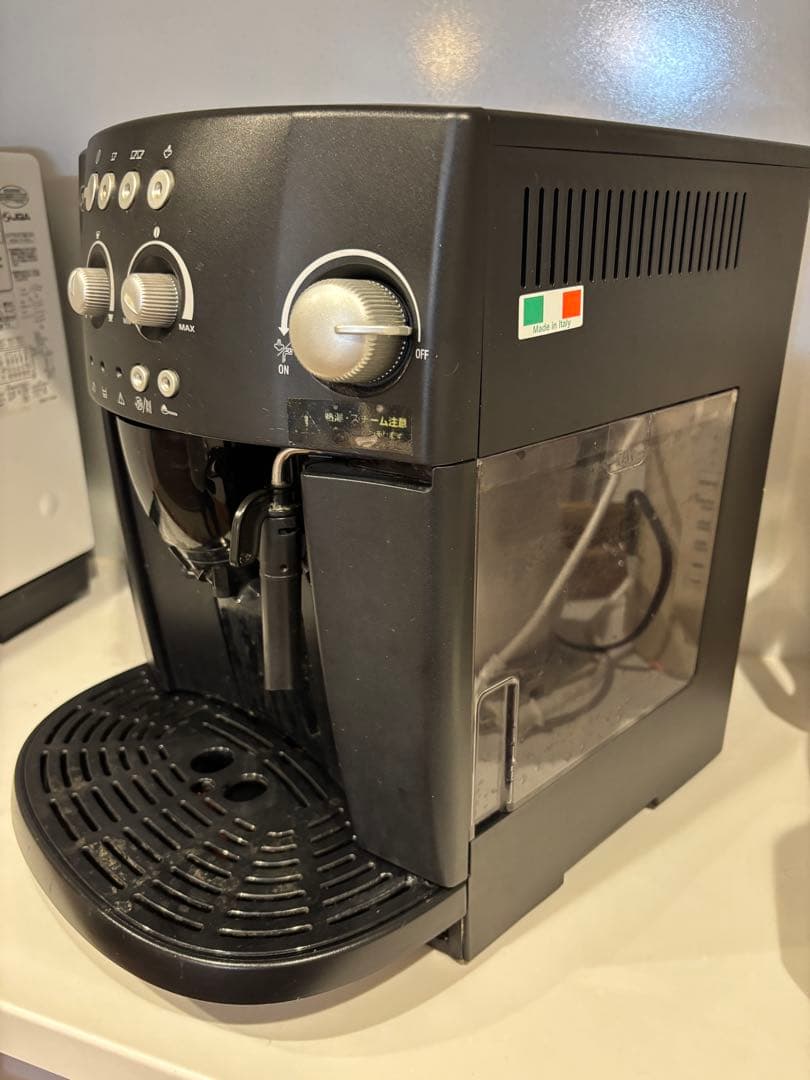 DeLonghi MAGNIFICA エスプレッソマシン ESAM1000SJ
