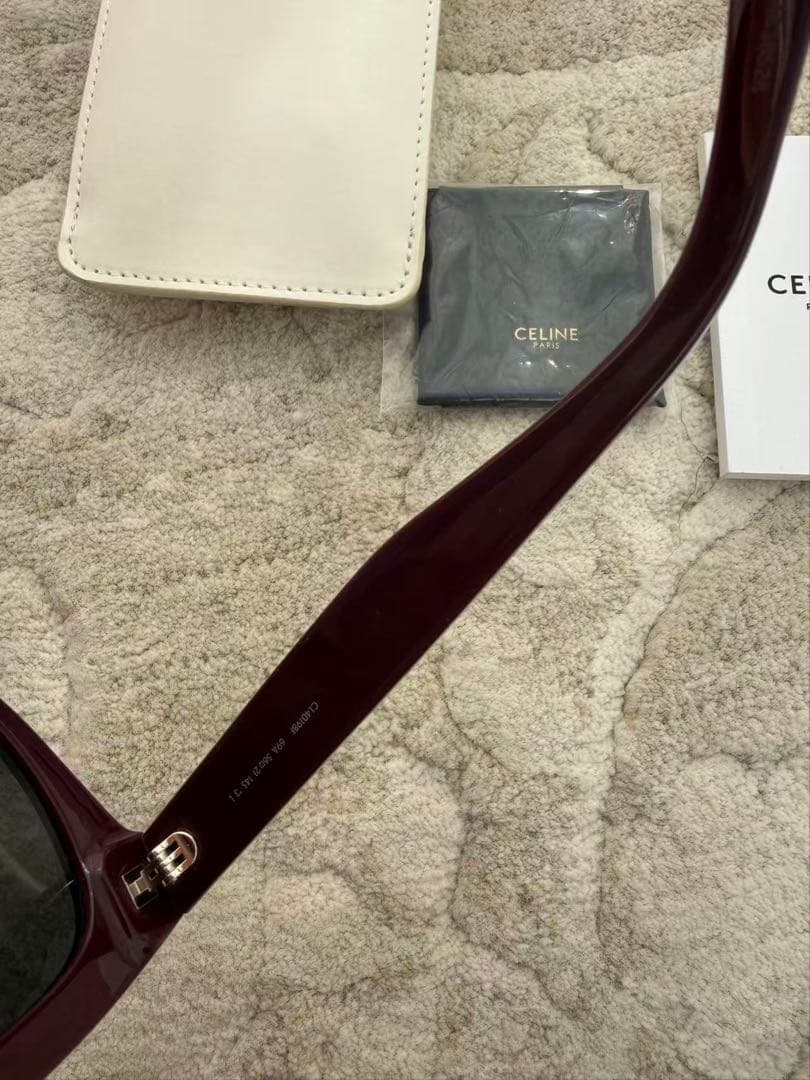CELINE バーガンディ ワインレッド　サングラス ケース付き
