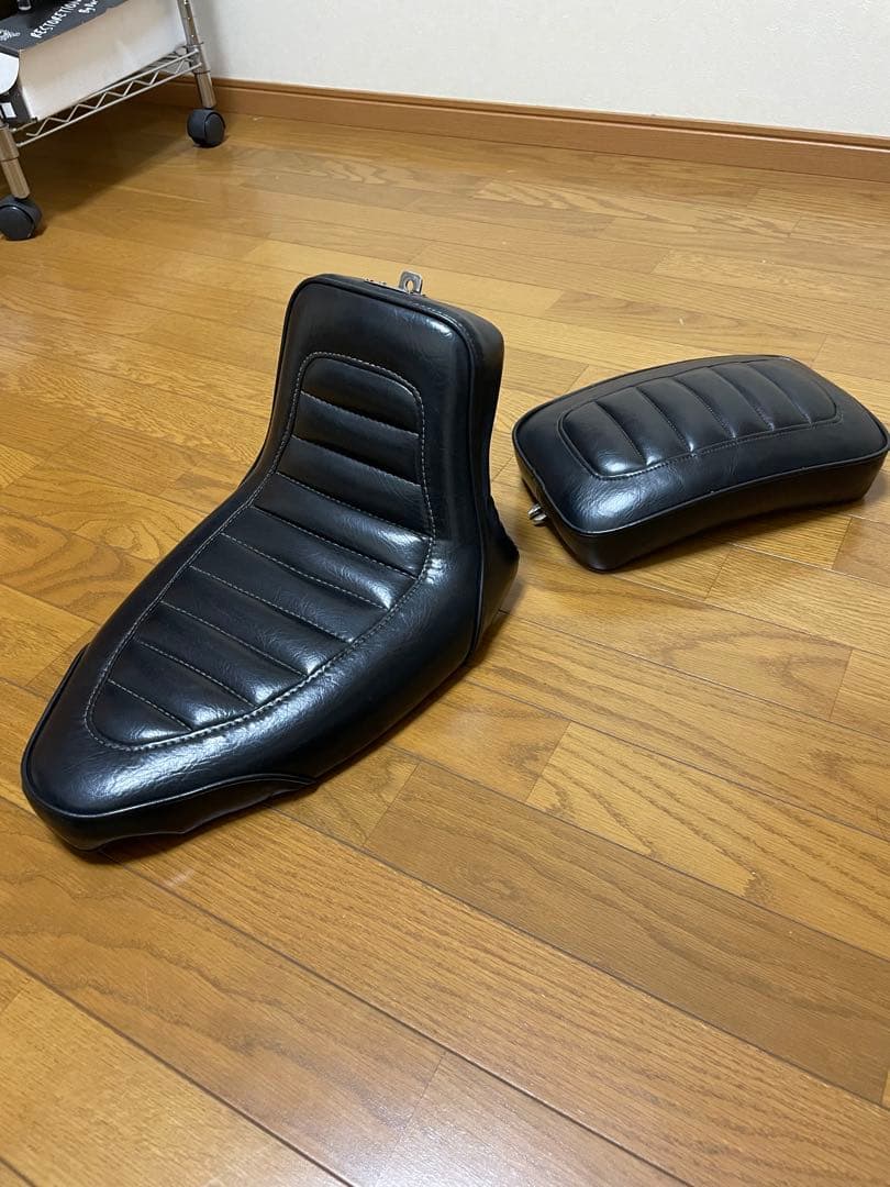サンダンス ソフテイル　シート　エボ