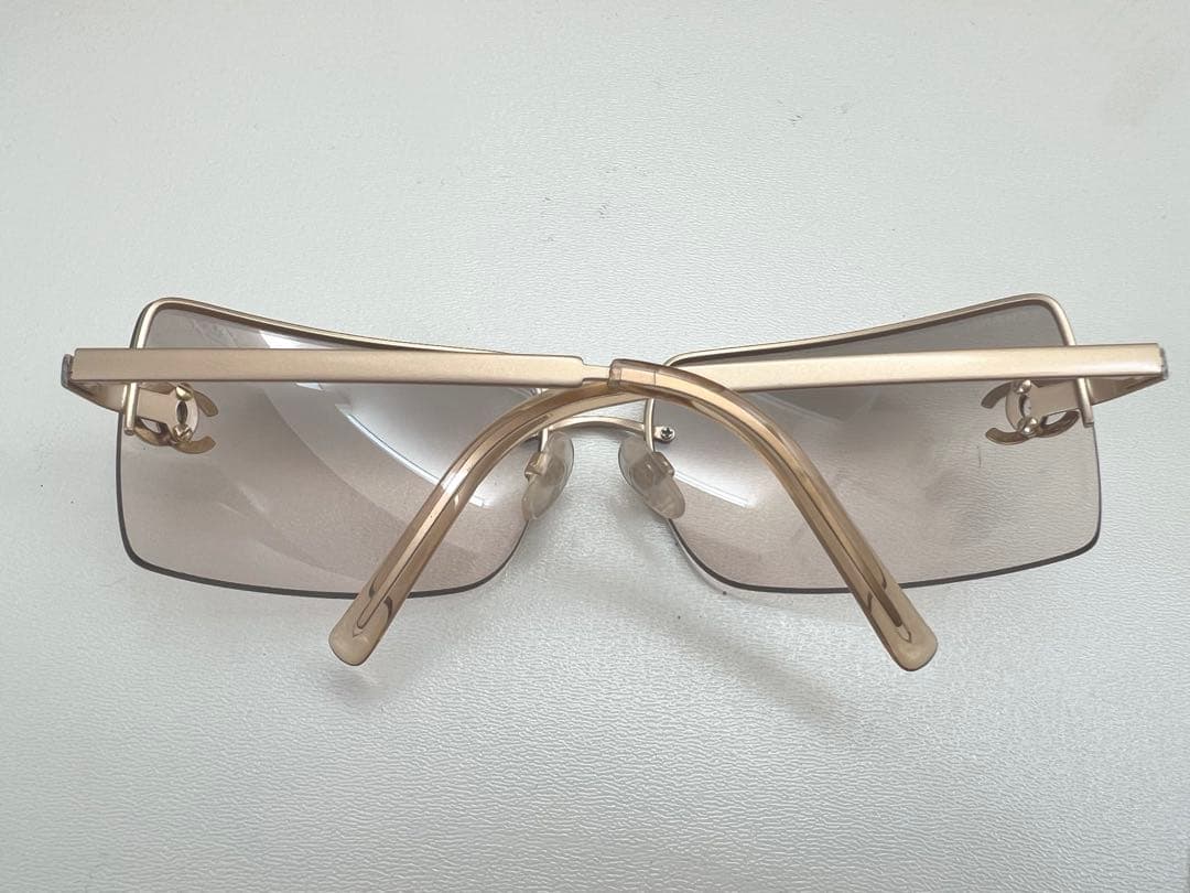 石原タイコ★CHANELシャネルサングラス フレームレスココマーク