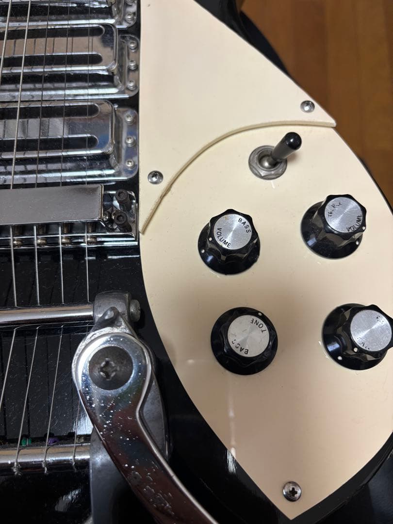 Tokai? リッケンバッカー325 コピーモデル