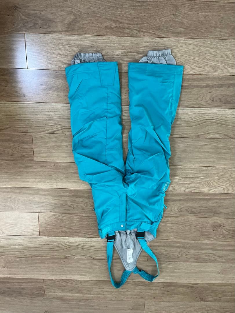 ■デサント/DESCENTE★ジュニア　スキーウェア上下★150㎝★調節機能付■