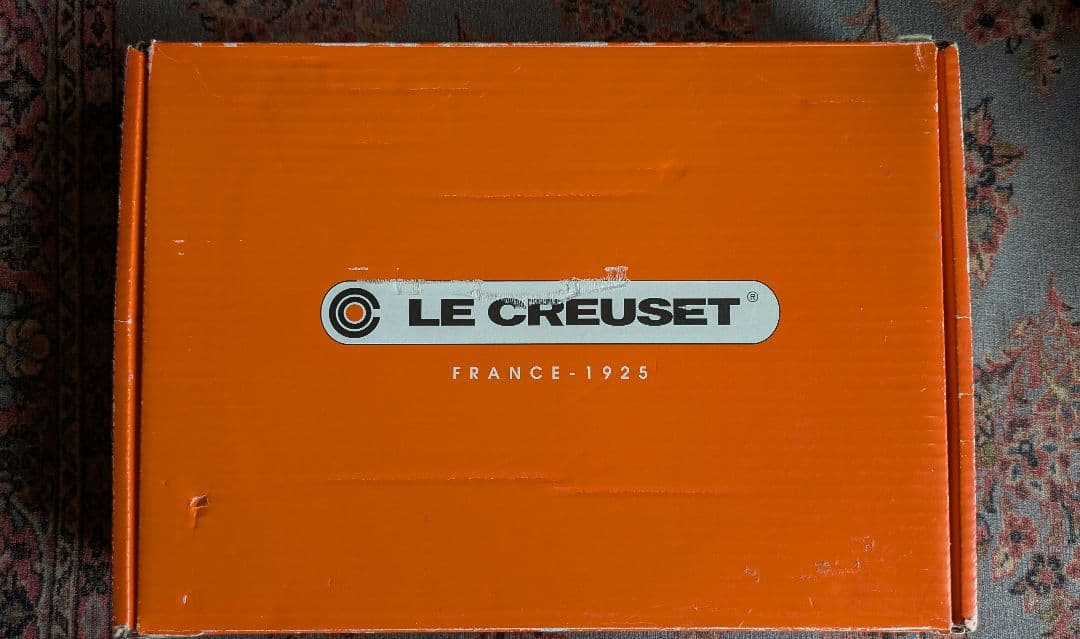 ル・クルーゼココット レクタンギュラー　Le Creuset 両手鍋 蓋付き