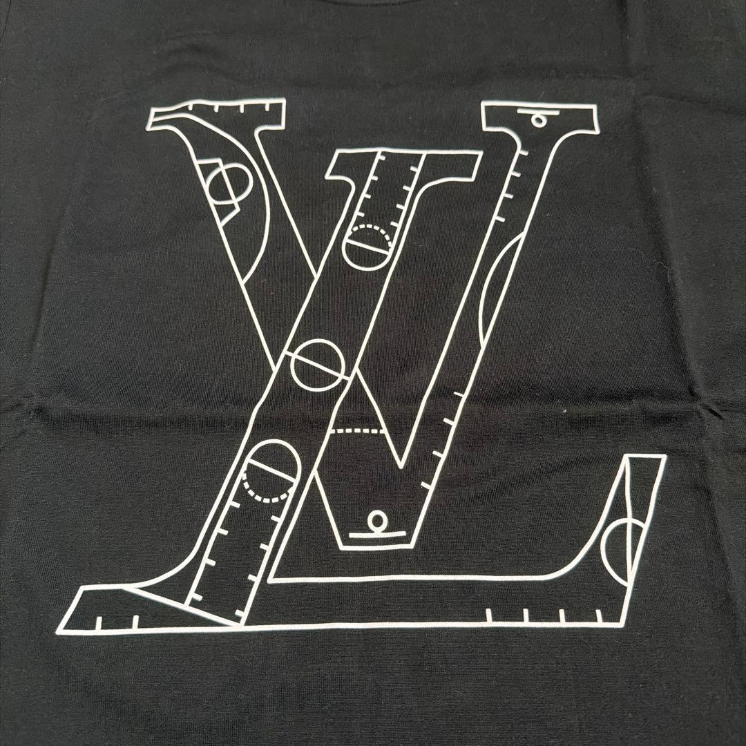 Louis Vuitton ブラック Tシャツ LVロゴ