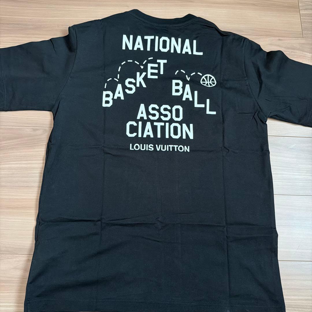 Louis Vuitton ブラック Tシャツ LVロゴ