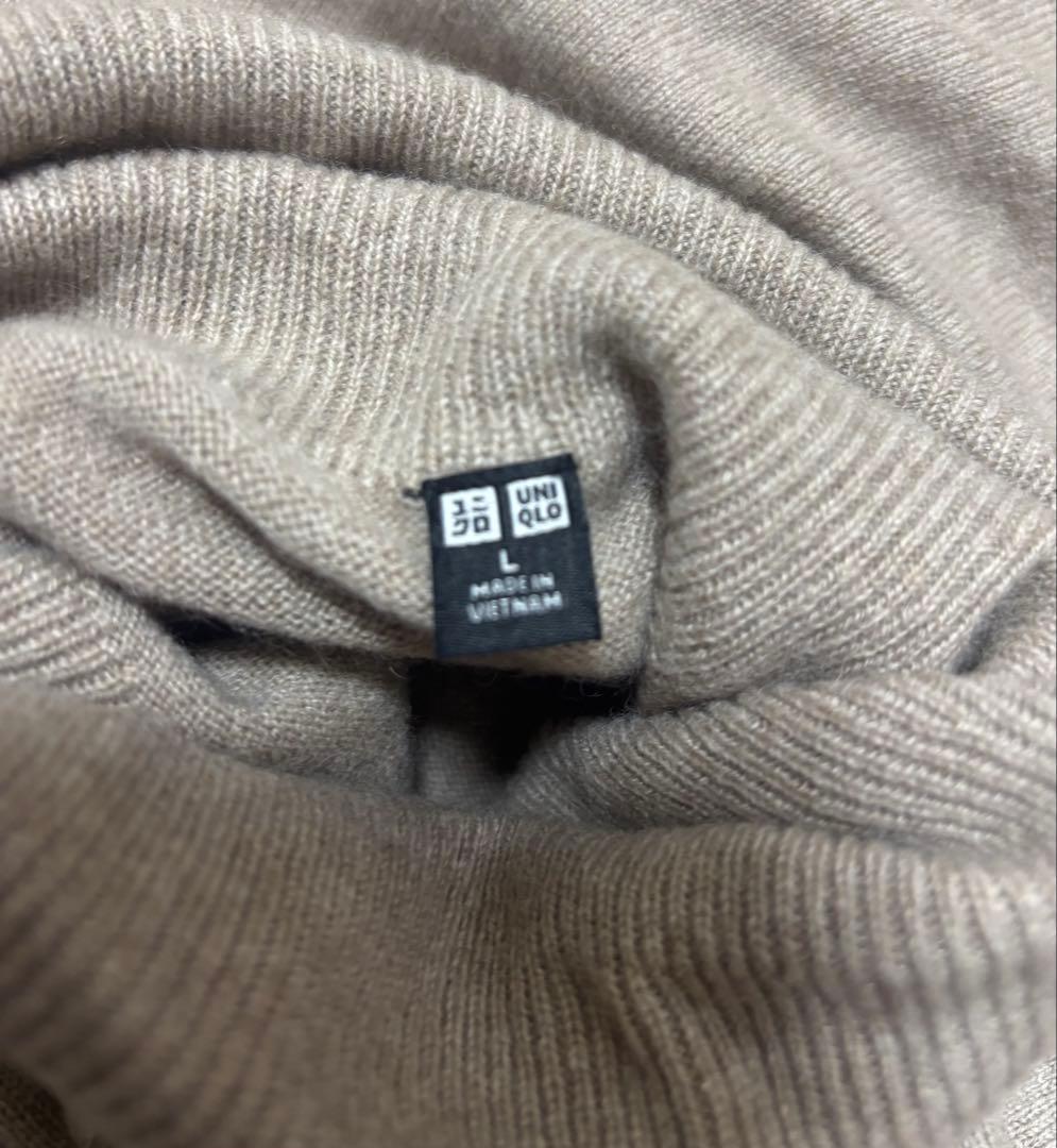 【新品未使用】UNIQLO 3Dカシミヤ100%タートルネックセーター　ユニクロ