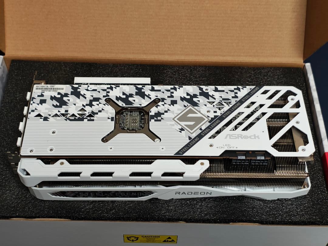 グラフィックボード・グラボ・ビデオカード ASRock AMD Radeon RX 7700 XT 12GB OC