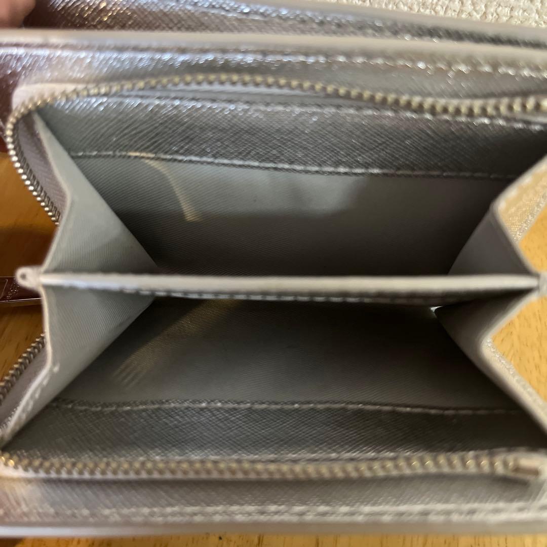 MARC JACOBS 二つ折り財布　シルバー