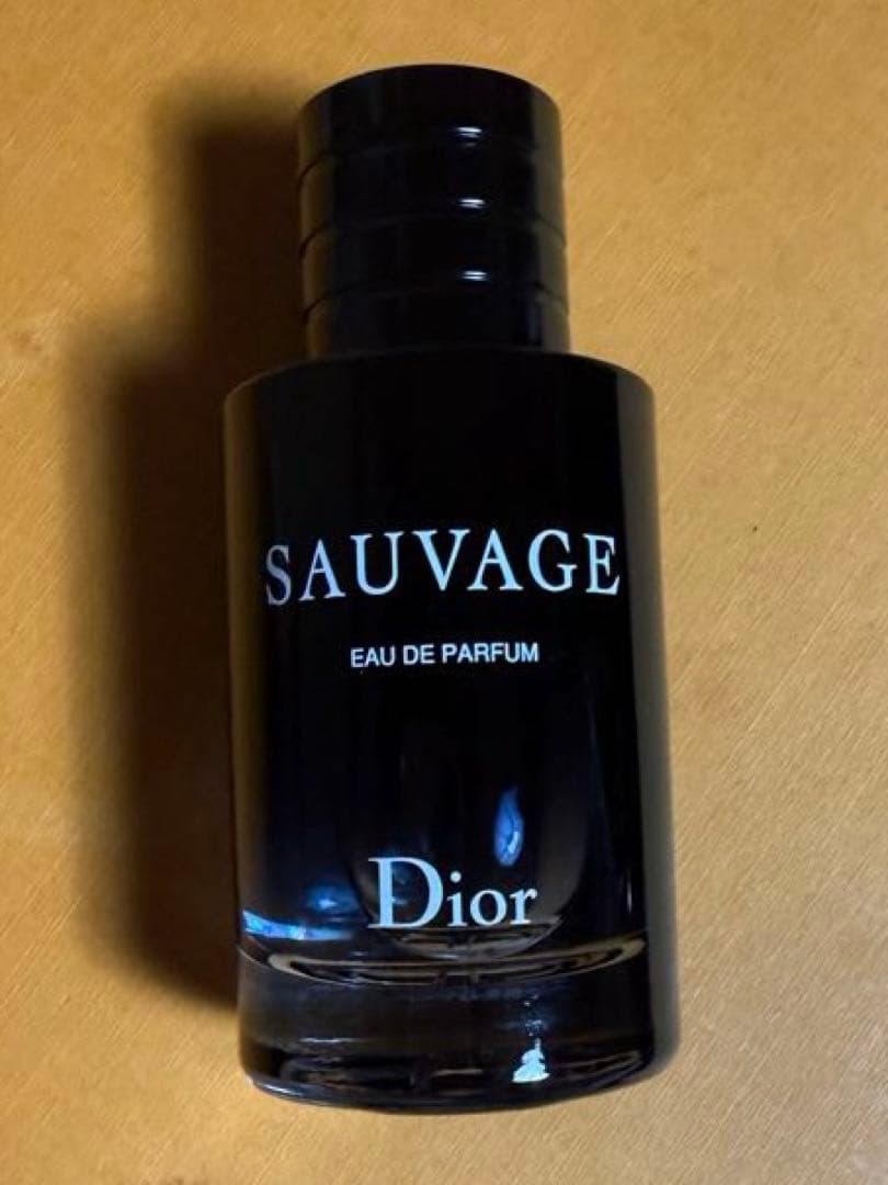 Dior ディオール　SAUVAGE ソヴァージュ　オードゥパルファン 60ml