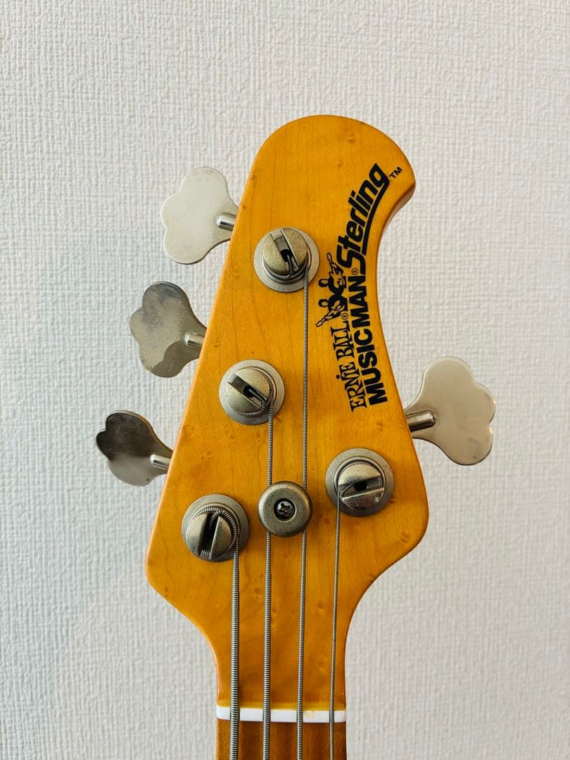 【中古】USA製Music Man Sterling 4 H エレキベース