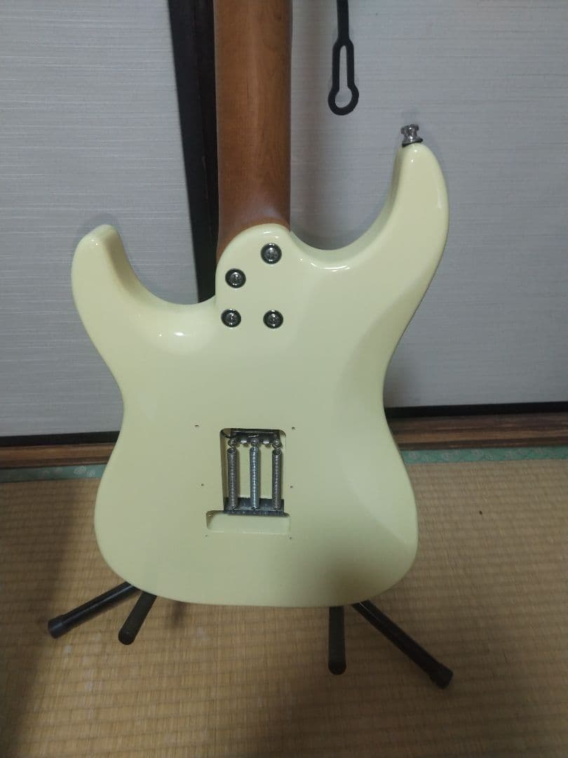 Bacchus GS4DX　ゴトーロックペグ付き