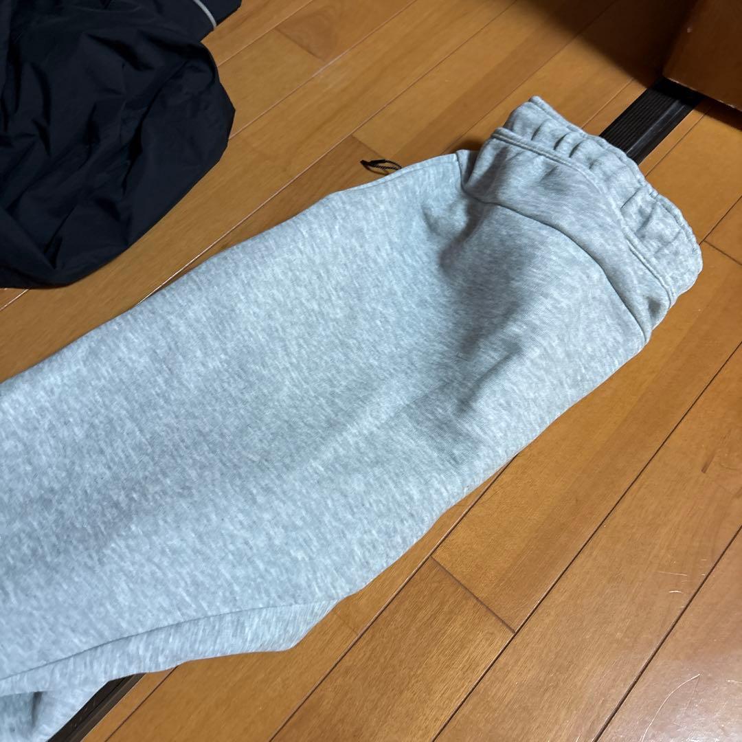 Nike グレー スウェットパンツ