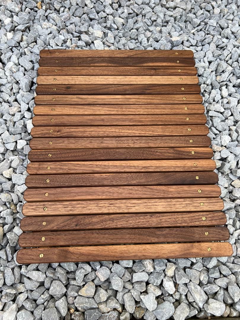 ひろポン　kinakoma.craft シェルコンテーブル